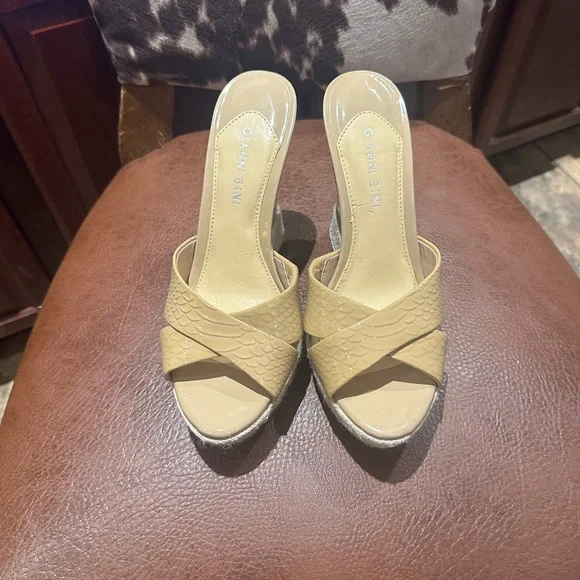 NEW Gianni Bini wedges size 8 1/2 - Picture 7 of 7